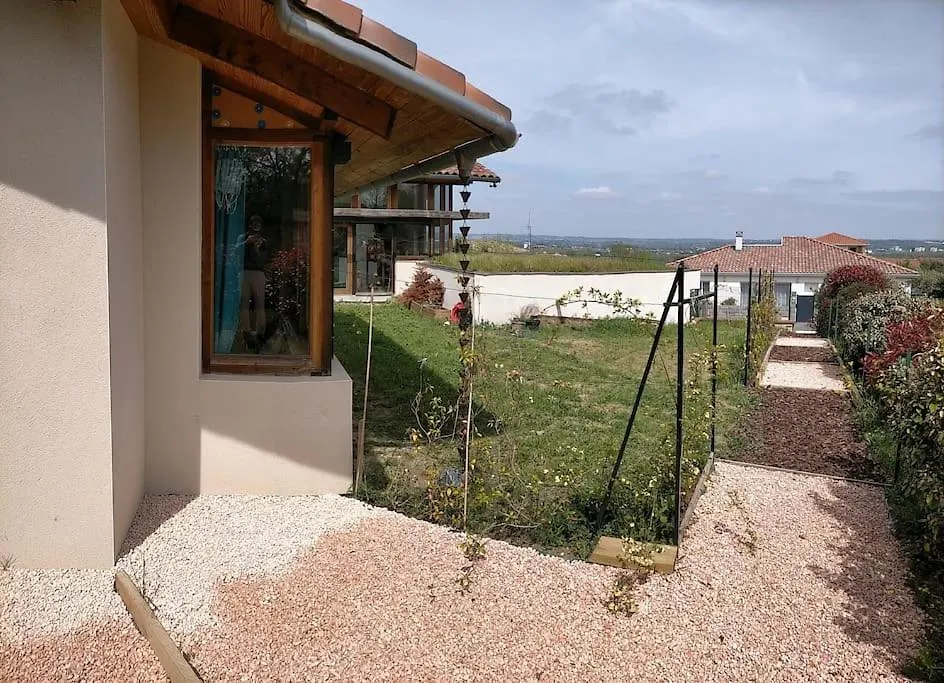 Studio Ambiance Verdoyante Et Vue Sur La Vallee Auzeville-Tolosane